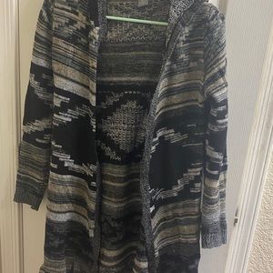 Hooded long sleeve sweater